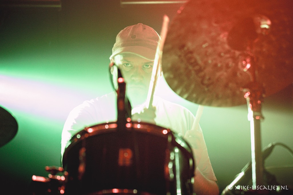 Vers bloed voor de psychedelische ruimtecapsule van Cosmic Debris