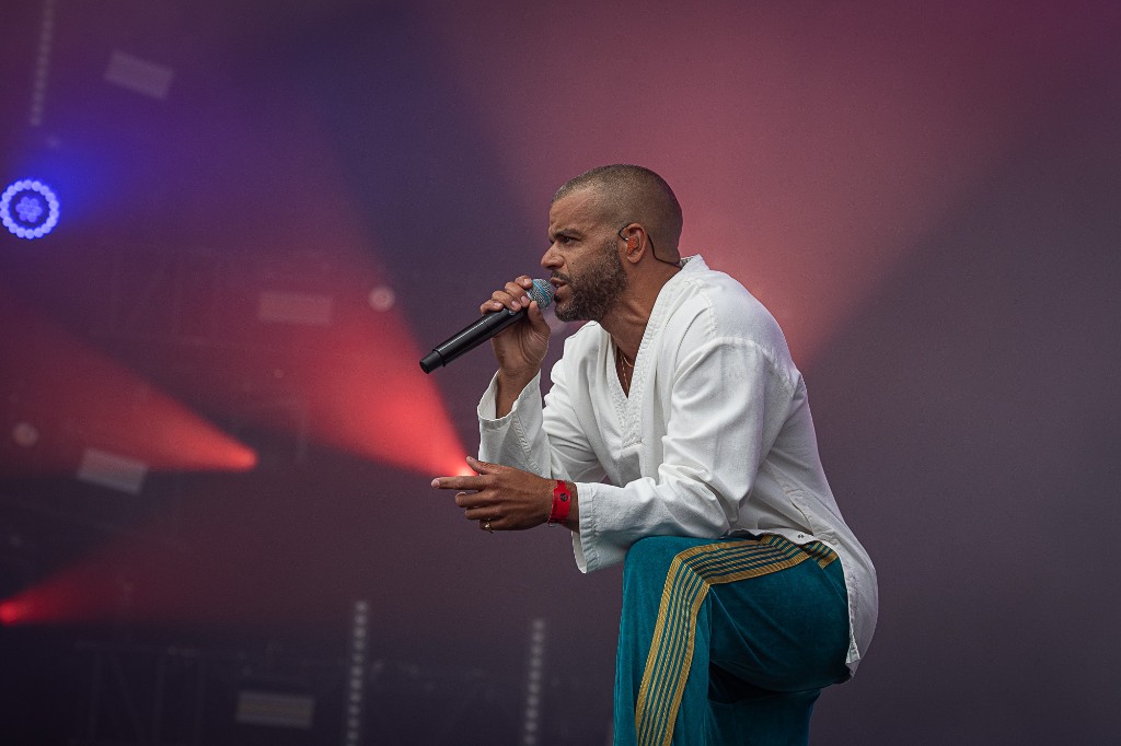 Douwe Bob, Sophie Straat, ELMER en Sef naar Bevrijdingsfestival Groningen 2026