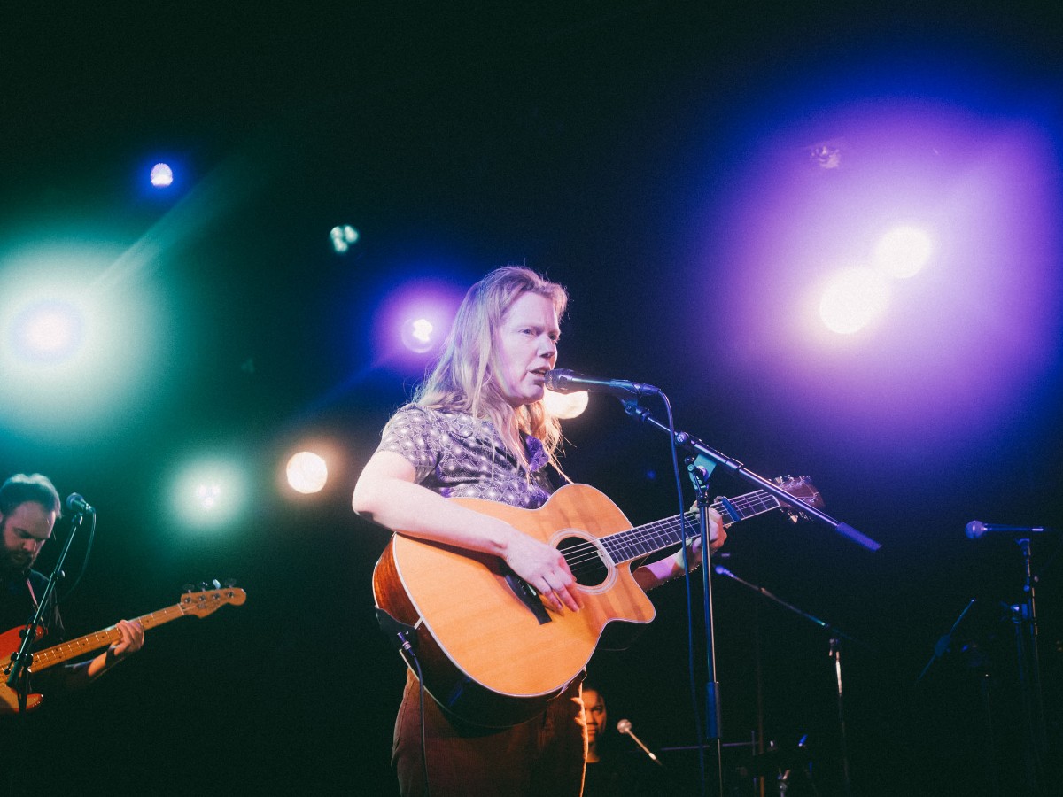 Coenders opent ogen en oren in Vera - Groningen