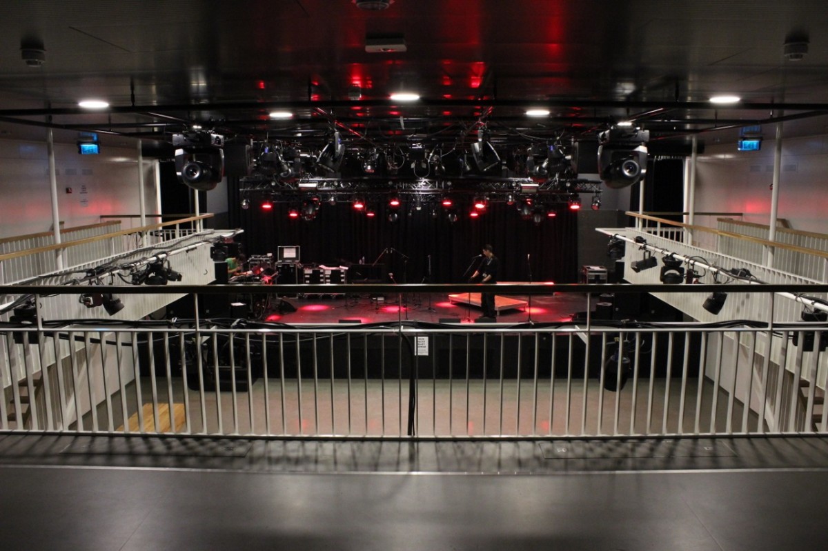 Foto's Tolhuistuinzaal nieuw poppodium in Amsterdam Noord 3voor12